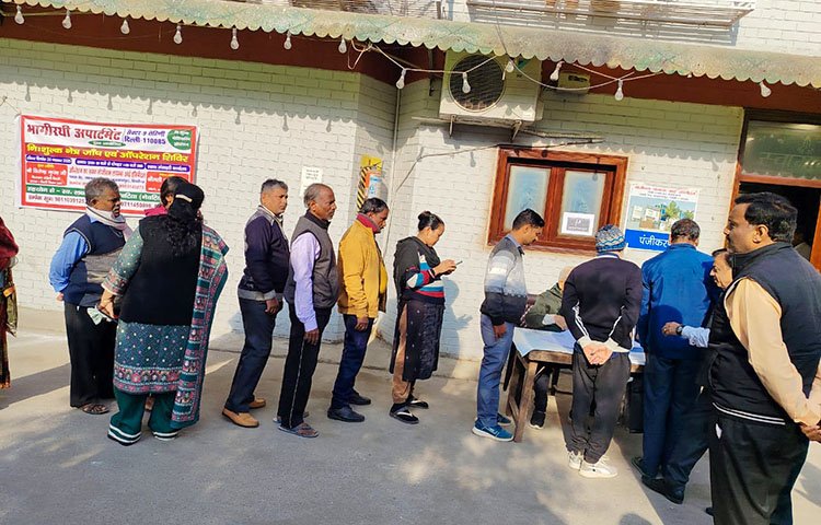 Free Eye Check-up & Cataract Operation Camp Organized by Sh. Ratan Lal Navetia